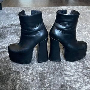 TVC-15 Platform Booties